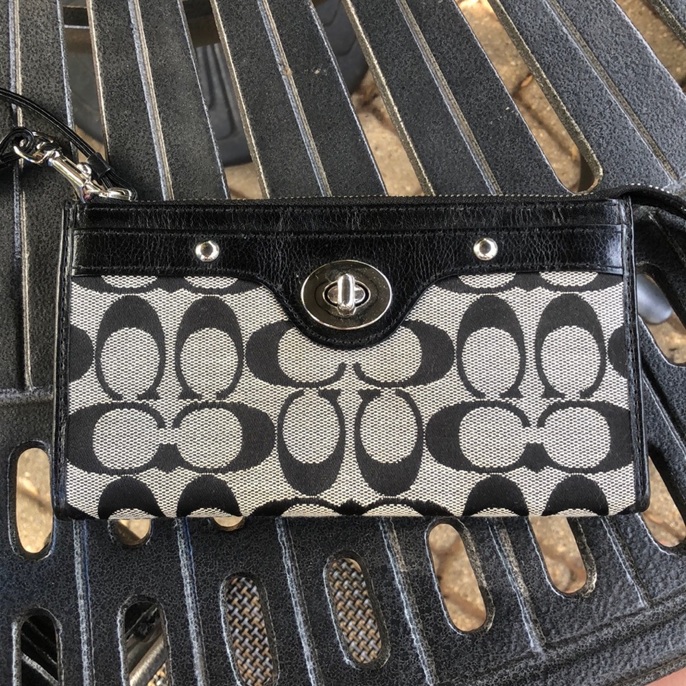 Used Like New Coach Black Leather Logo Wristlet